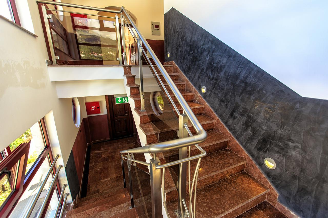 Compass Aparthotel Dobra Voda Εξωτερικό φωτογραφία