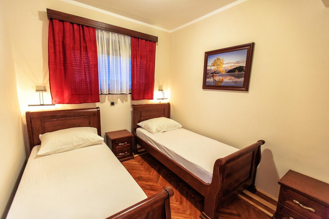 Compass Aparthotel Dobra Voda Εξωτερικό φωτογραφία