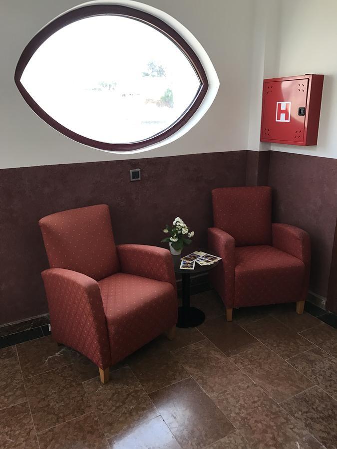 Compass Aparthotel Dobra Voda Εξωτερικό φωτογραφία